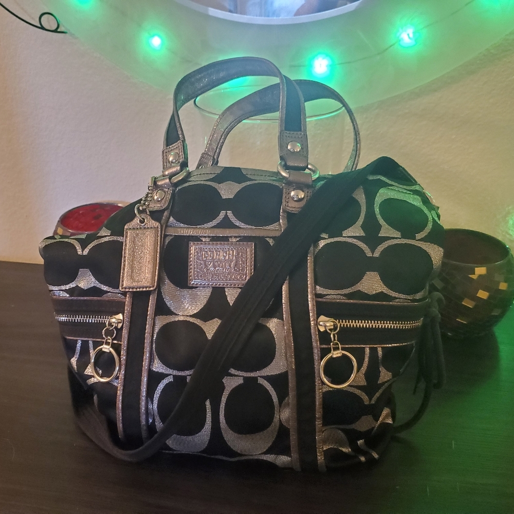 Coach Purse Poppy Collection